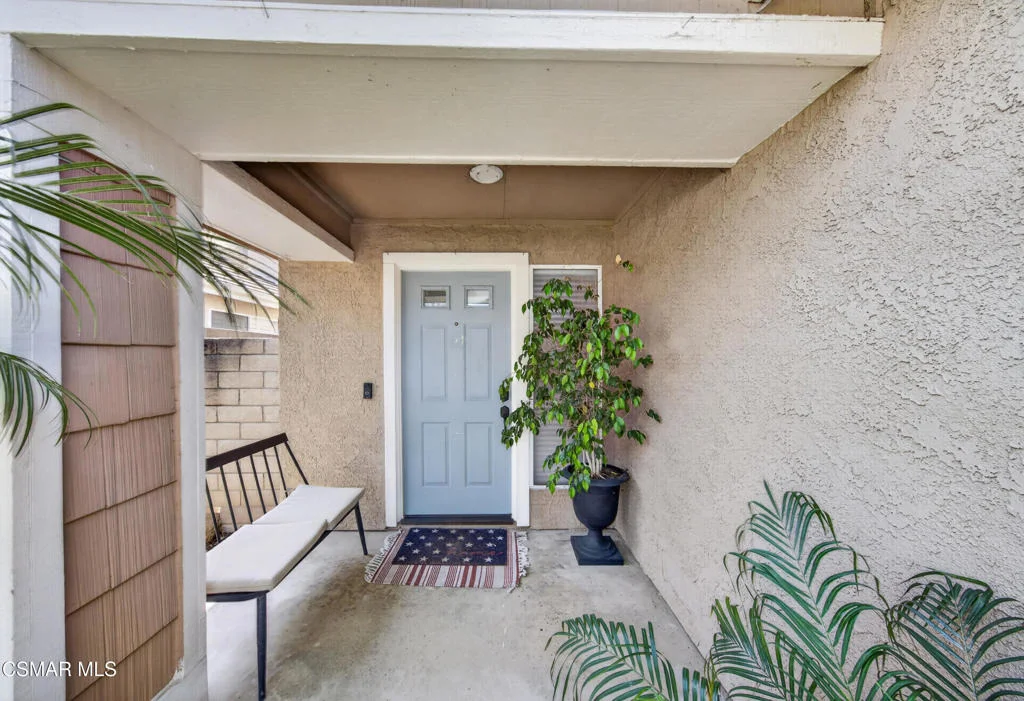 Photo of 3072 Lamplighter Street