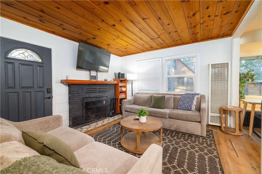 Photo of 42769 Conifer Drive