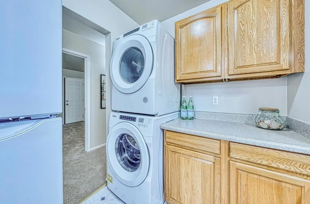 Photo of 7695 Pine Tree Way