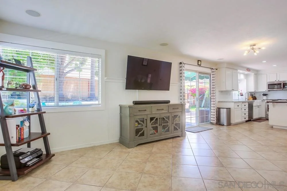 Photo of 473 Avenida Canora