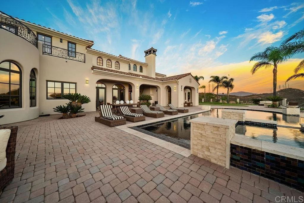 Photo of 2424 Cerro Sereno