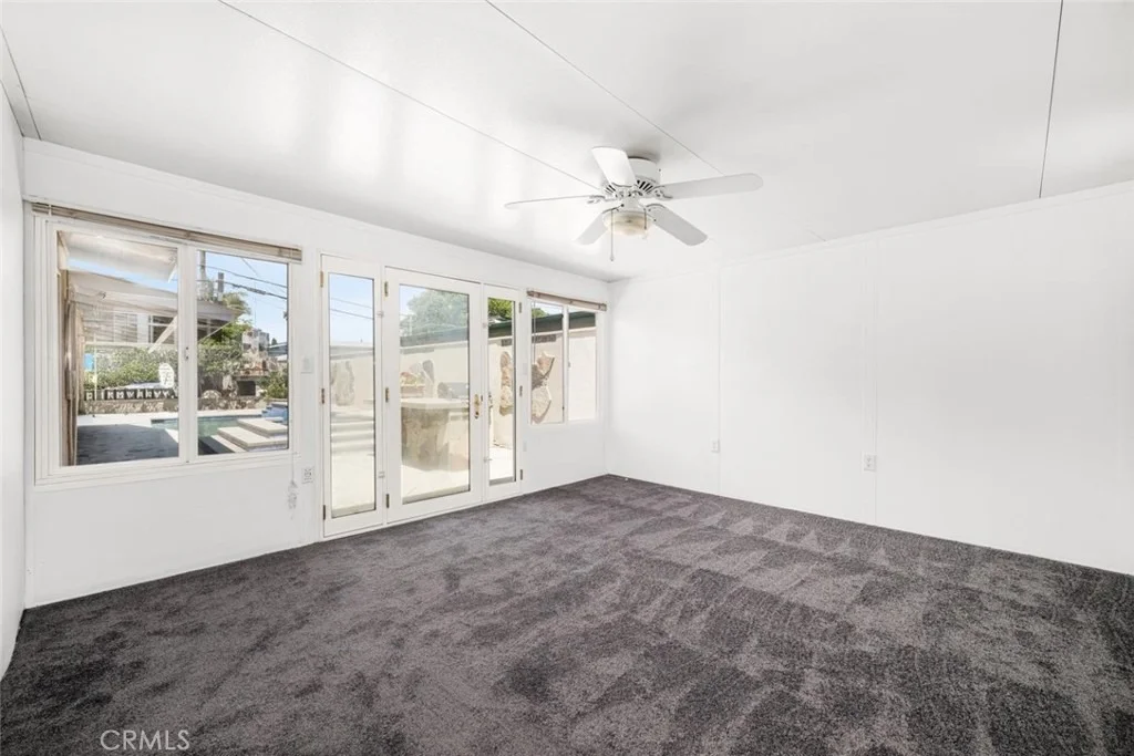 Photo of 1238 N Studebaker