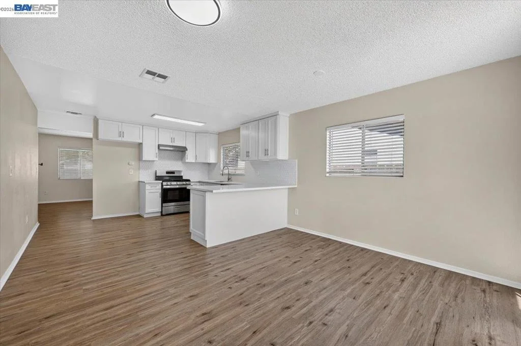 Photo of 2650 Colony Dr