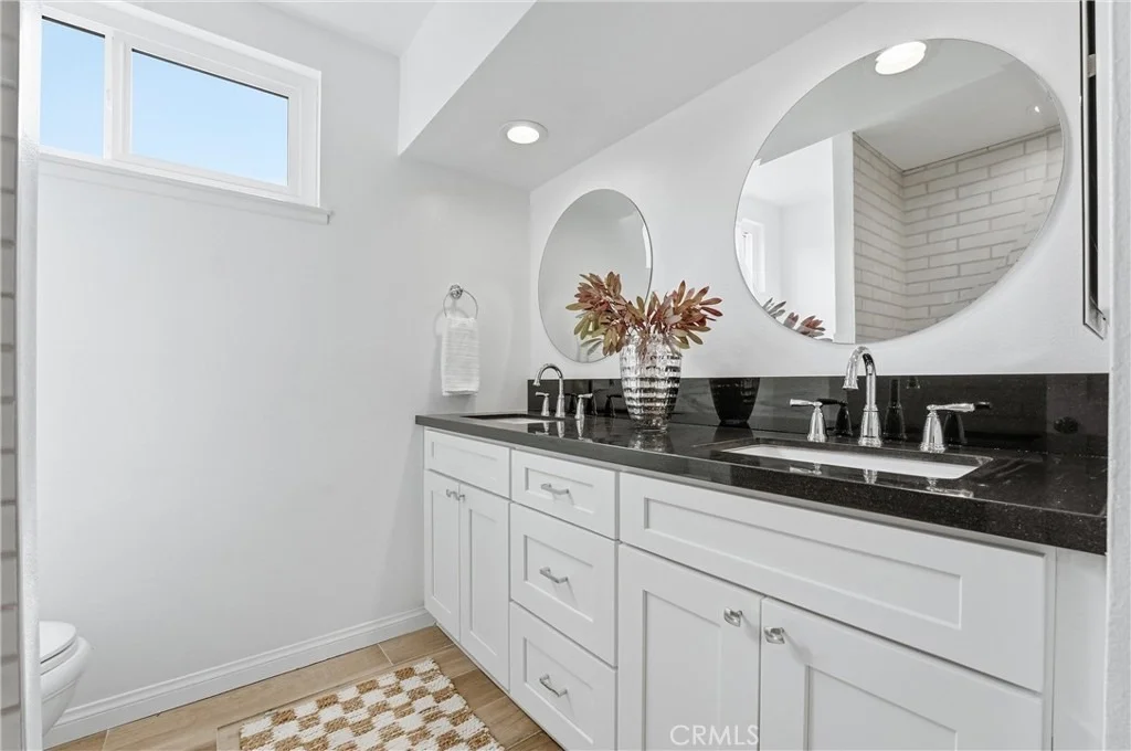 Photo of 26635 Saddleback
