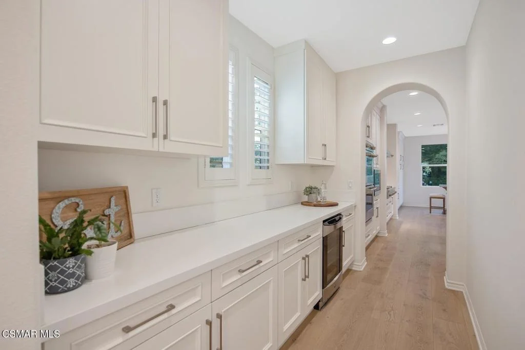 Photo of 6845 Shadow Wood Drive
