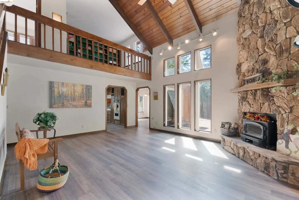 Photo of 20425 Brook Dr.
