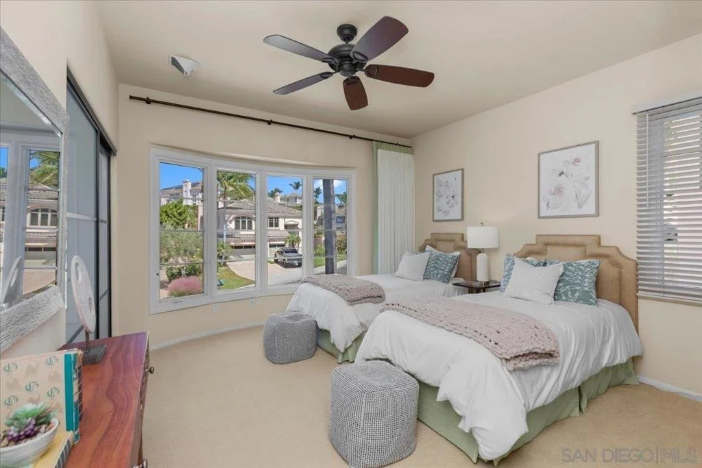 Photo of 1601 Starling Court