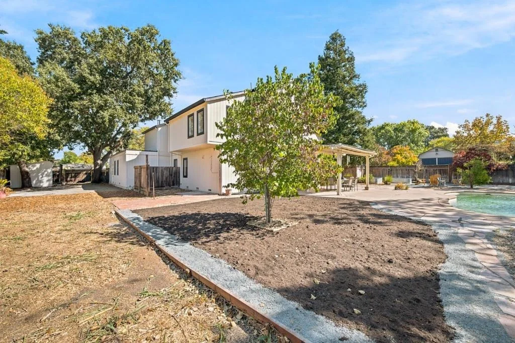 Photo of 195 Pleasant Valley Drive