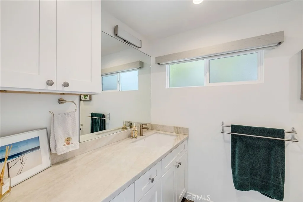 Photo of 1733 Addison Road