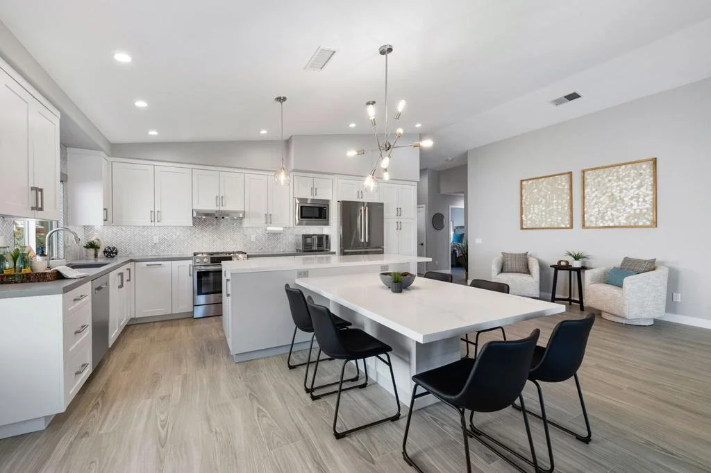 Photo of 49771 Lincoln Drive