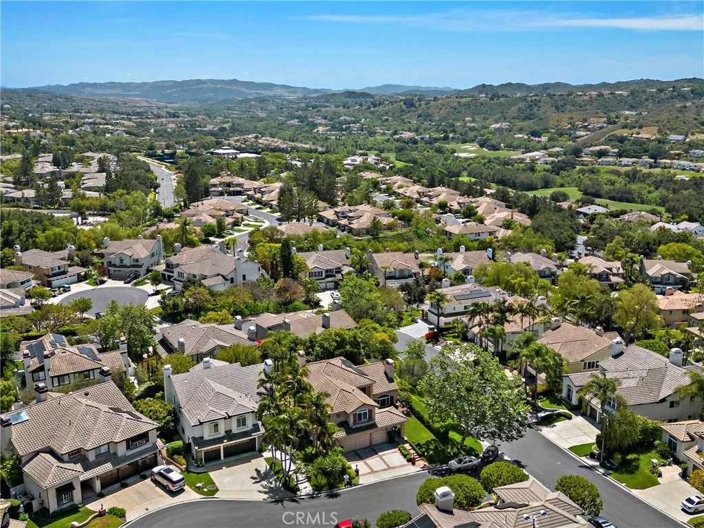 Photo of 2 Stoneridge