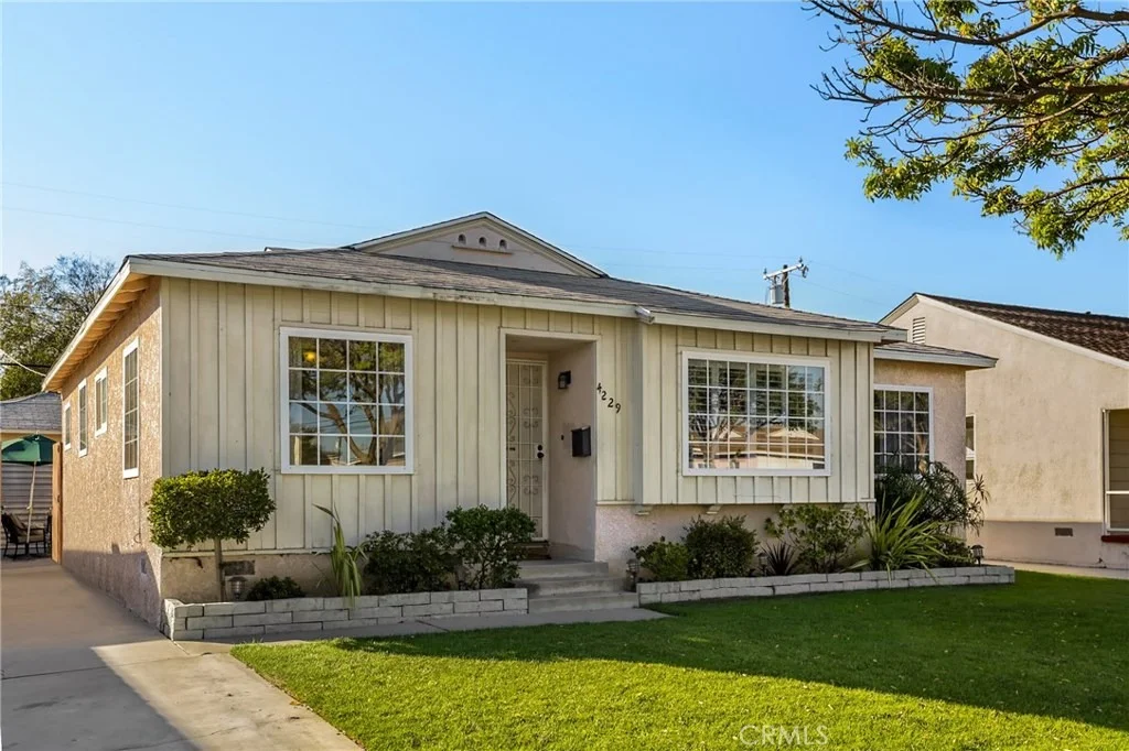 Photo of 4229 Pixie Avenue