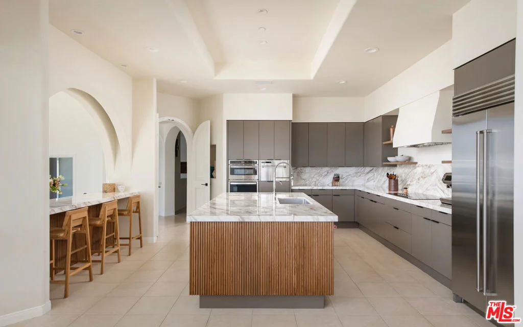Photo of 27445 Winding Way