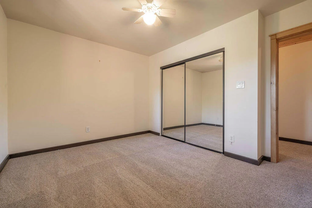 Photo of 661 Cedar Glen Drive