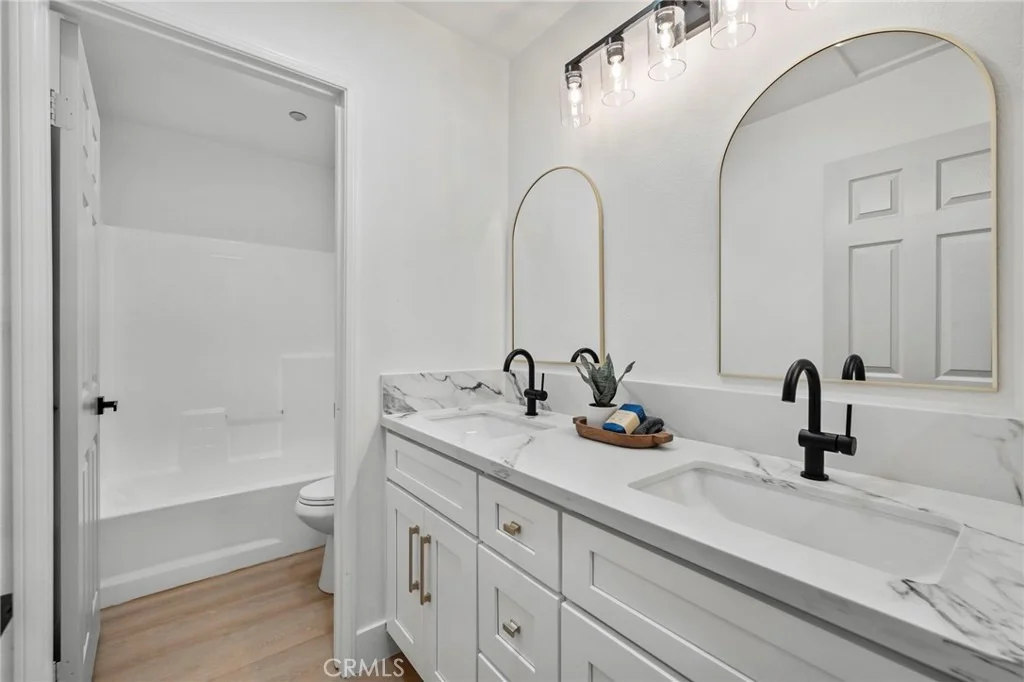 Photo of 14839 Fairhaven