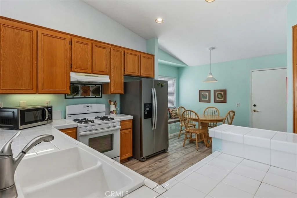 Photo of 4933 Lake Shore Court