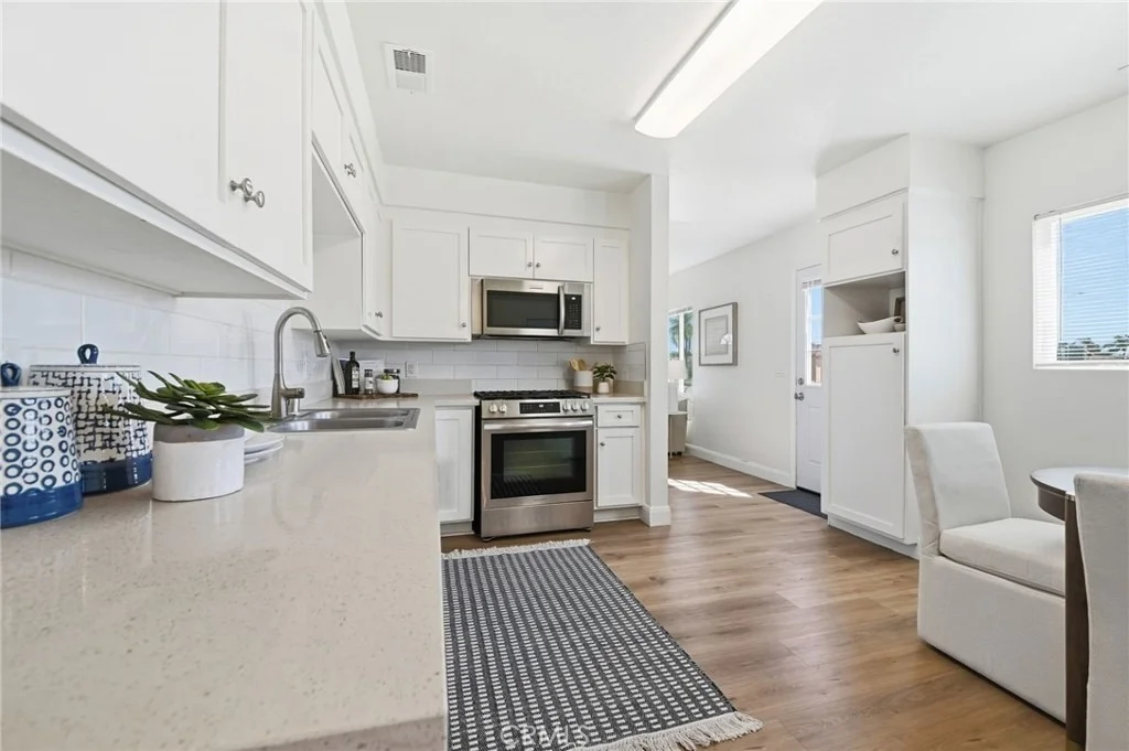 Photo of 1001 N Hanover