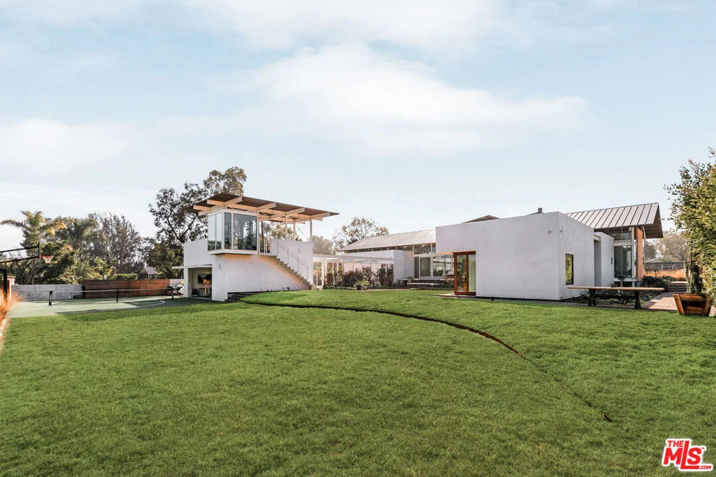 Photo of 6728 Wildlife Road