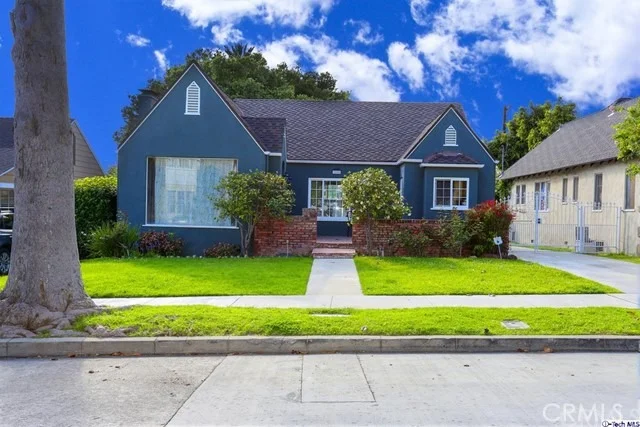 Photo of 1121 Cordova Avenue