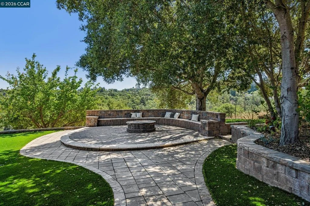 Photo of 6 Tanglewood Lane