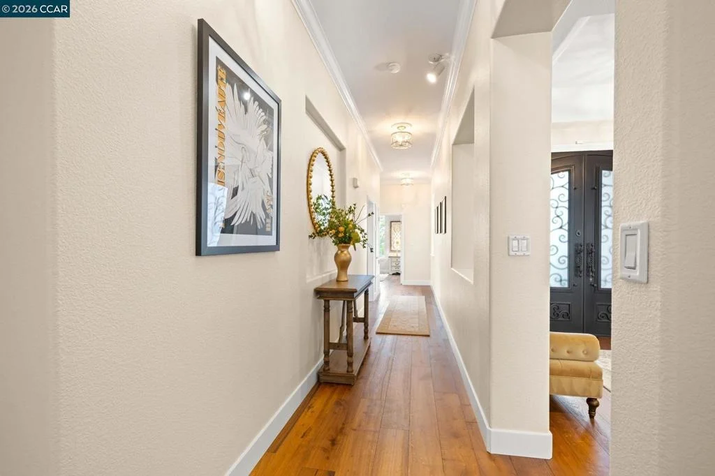 Photo of 110 Forest Hill Dr