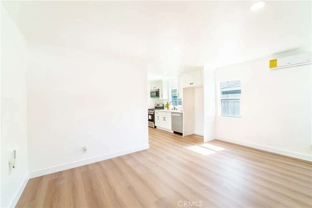 Photo of 13300 S Largo