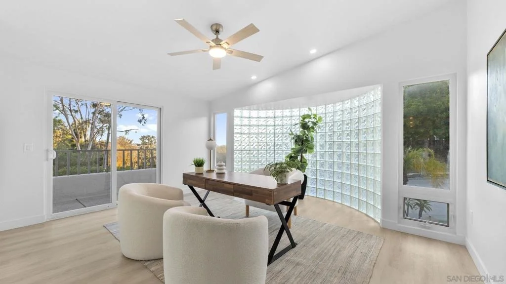 Photo of 4909 Pacifica