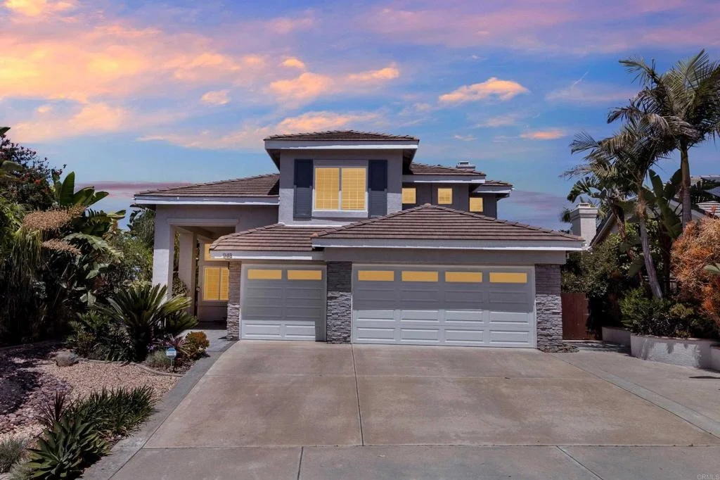Photo of 948 Honeysuckle Drive
