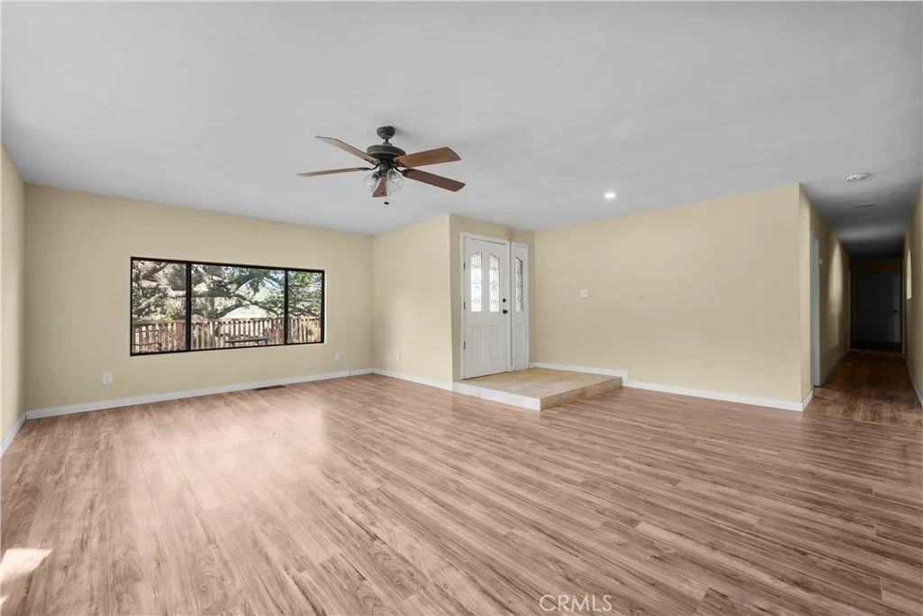 Photo of 29570 Butterfield