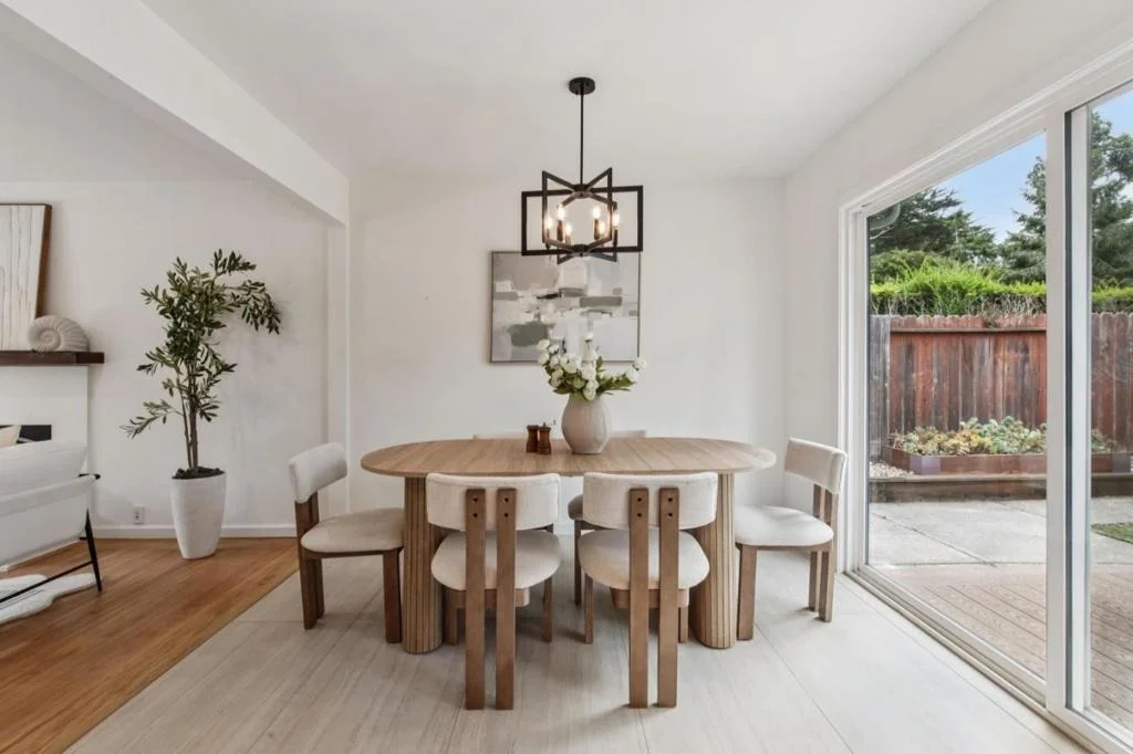 Photo of 1184 Crespi Drive