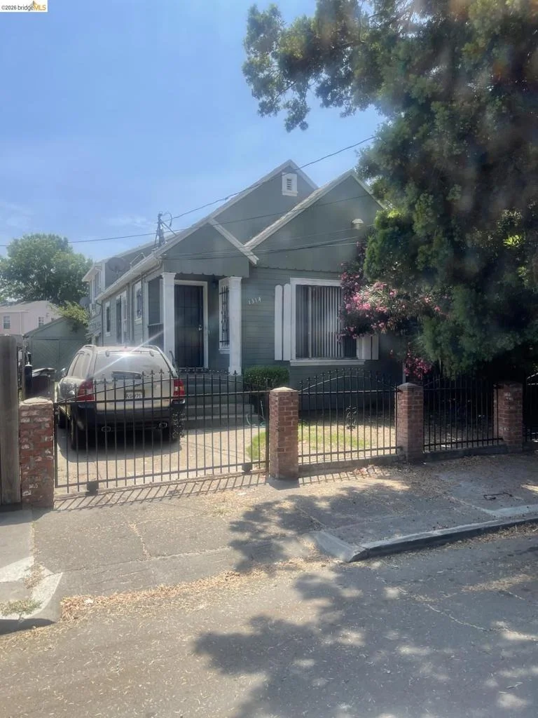 Photo of 1314 99Th Ave
