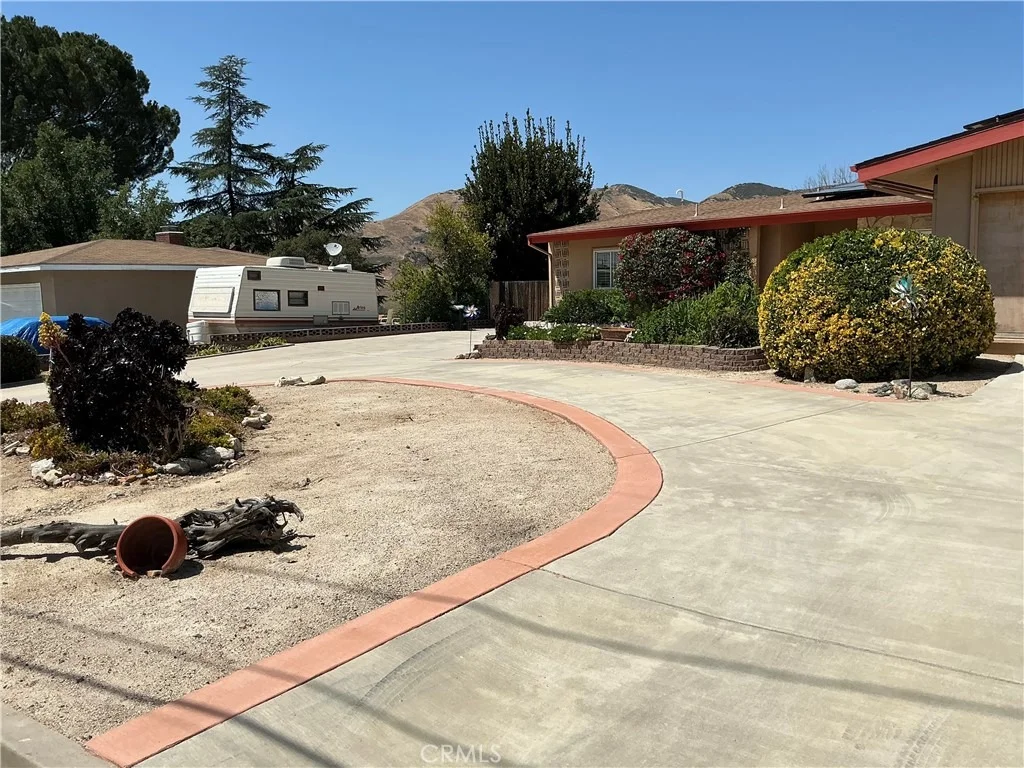 Photo of 11735 Peach Tree