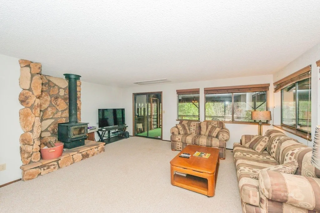 Photo of 410 Lake Forest Dr.