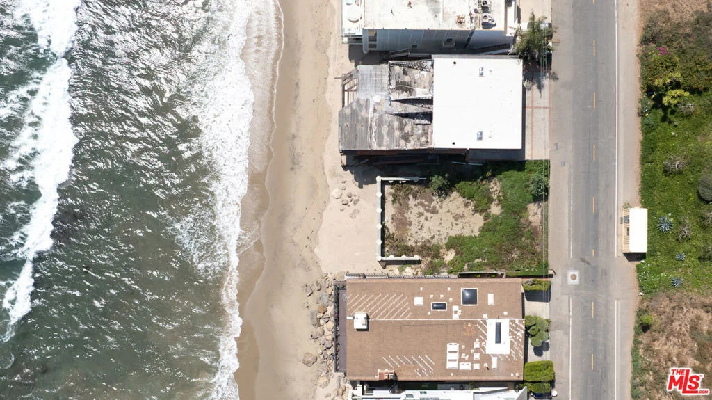 Photo of 25260 Malibu Road
