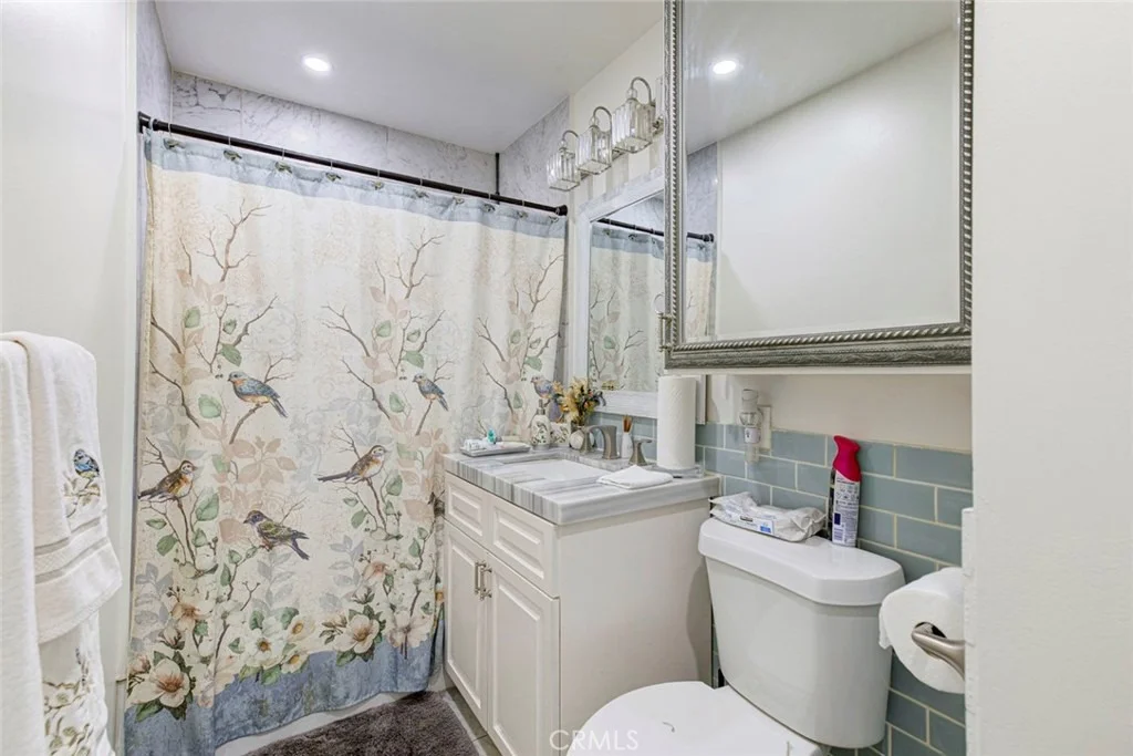 Photo of 1503 Coronel