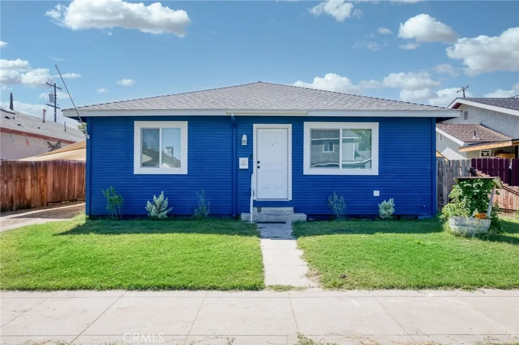 Photo of 1317 Hall Avenue