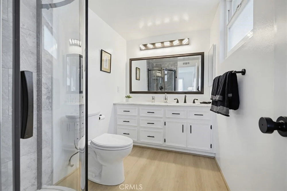 Photo of 4571 Trafalgar