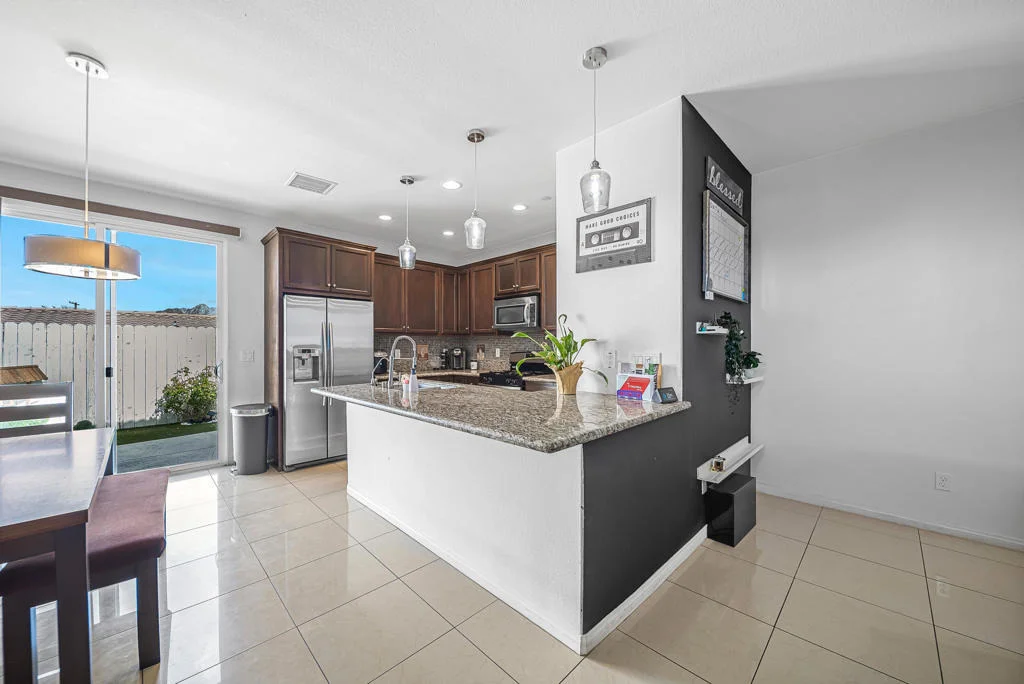 Photo of 52520 Avenida Herrera