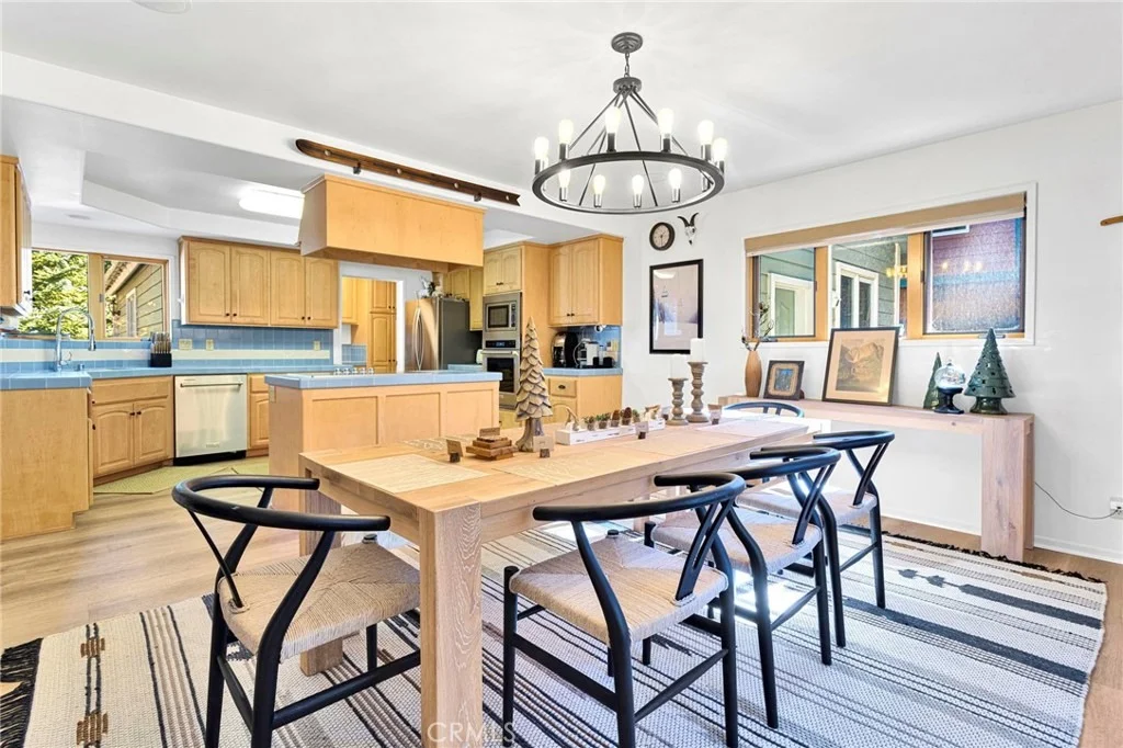 Photo of 556 Killington