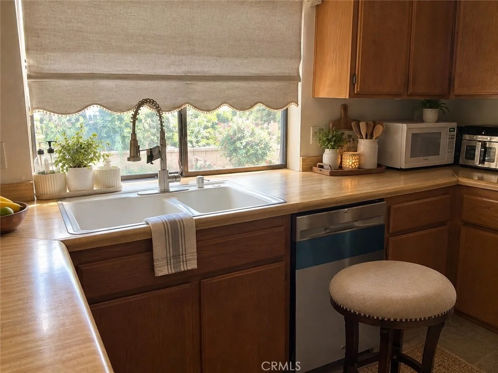 Photo of 11439 Rancho La Brea Drive