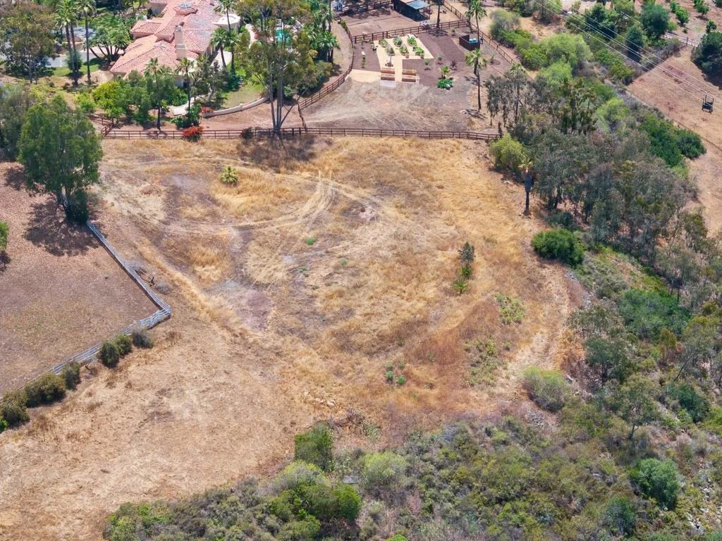 Photo of 18096 Loma Alegre