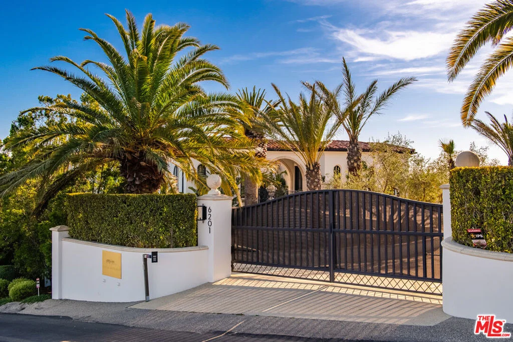 Photo of 6201 Murphy Way