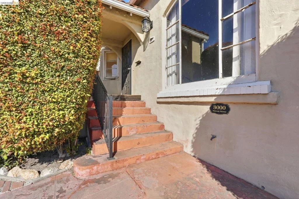 Photo of 3000 Morcom Ave
