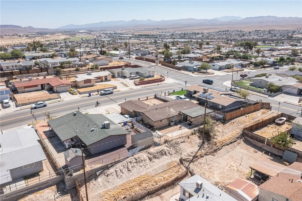 Photo of 560 S Muriel