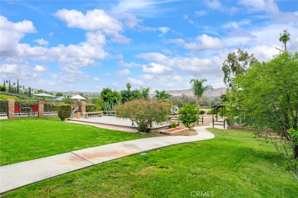 Photo of 2886 Mcallister