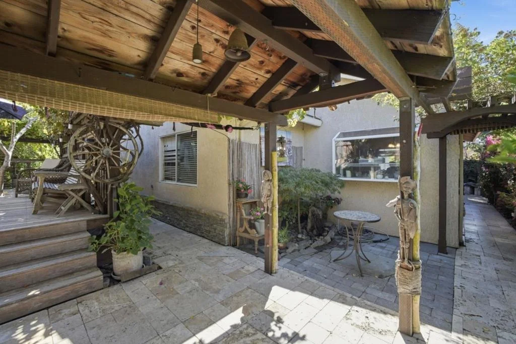 Photo of 1055 Eagle Drive
