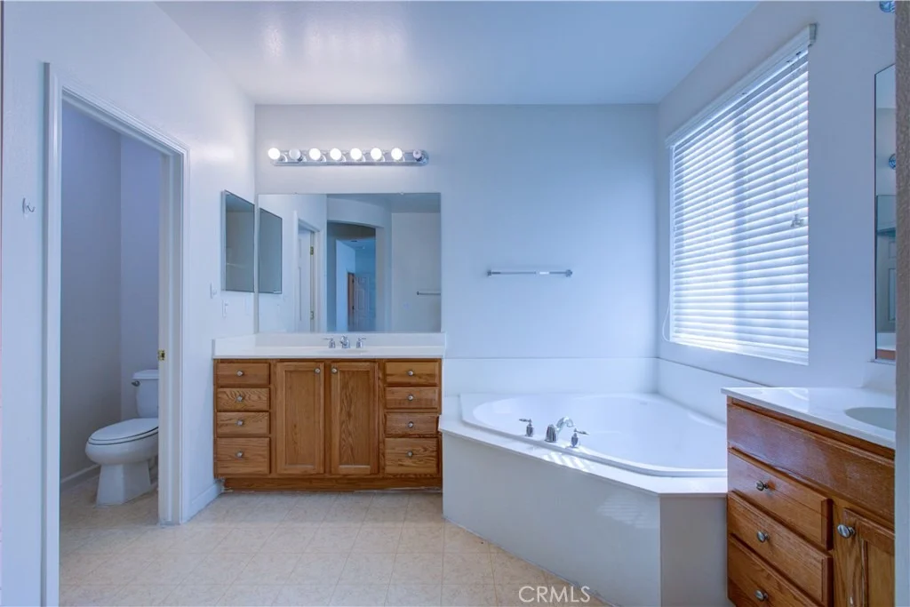 Photo of 392 Noble Drive