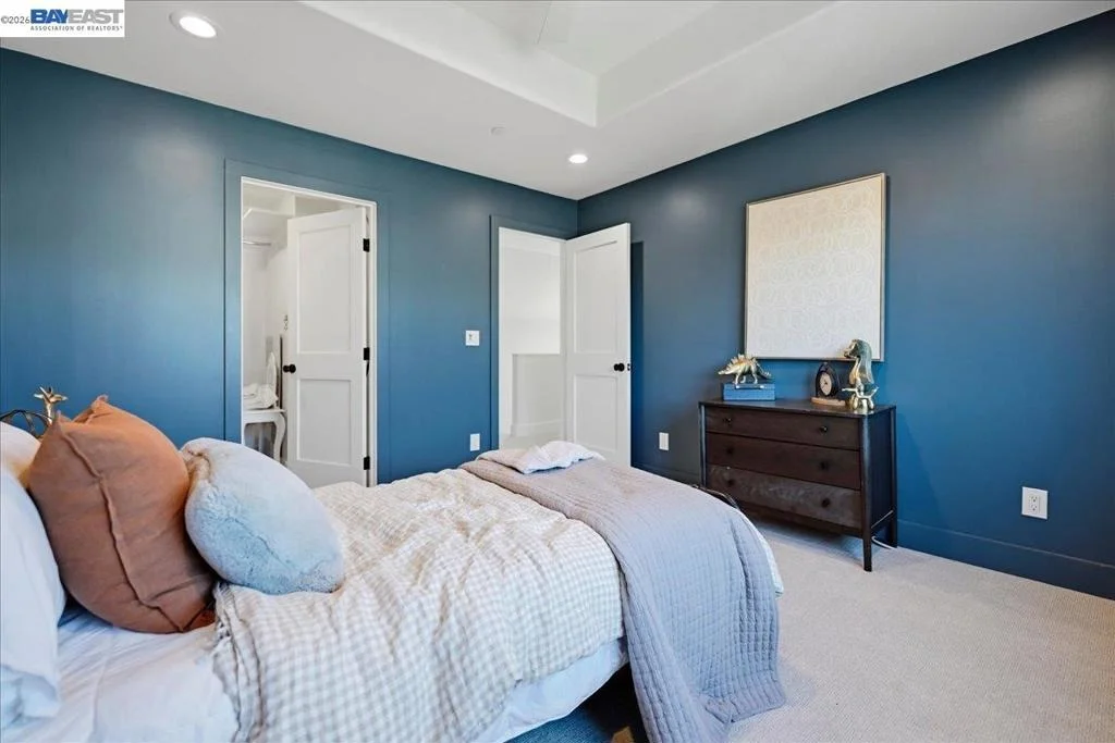 Photo of 3550 Vine St