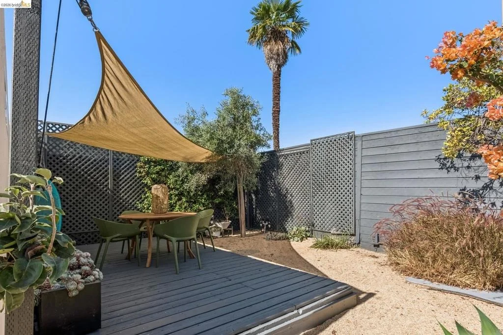 Photo of 5215 Fleming Ave
