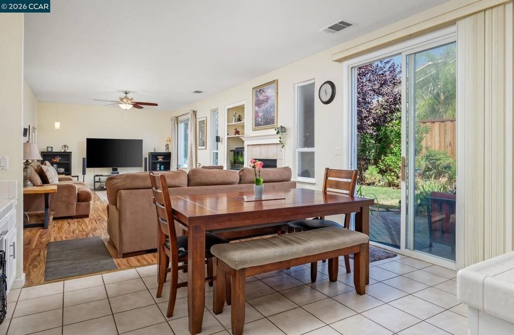 Photo of 1315 Oak Crest Way